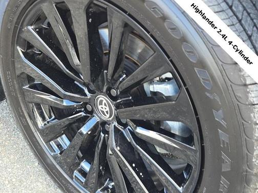 2026 Toyota Highlander XSE