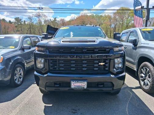 Black Metallic 2022 Chevrolet Silverado 2500 Custom