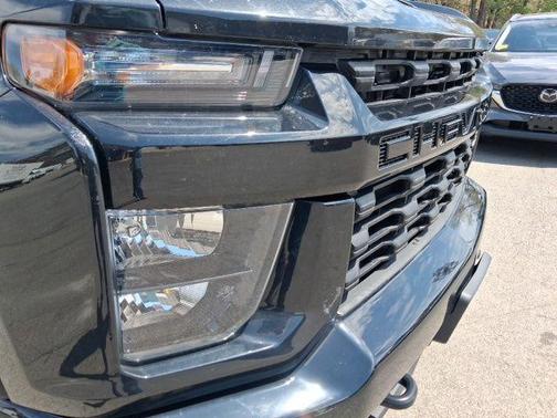 Black Metallic 2022 Chevrolet Silverado 2500 Custom