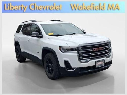 Summit White 2023 GMC Acadia AT4