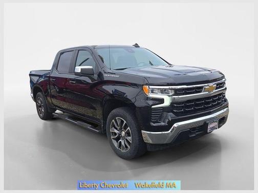 Black 2022 Chevrolet Silverado 1500 LT