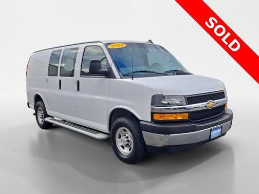 2024 Chevrolet Express 2500 Work Van