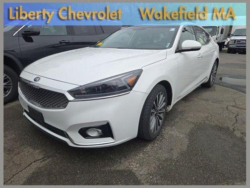 Snow White Pearl 2017 Kia Cadenza Premium