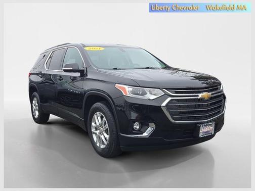 Mosaic Black Metallic 2021 Chevrolet Traverse LT Cloth