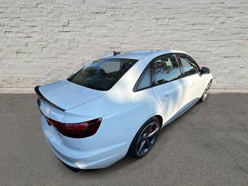 2024 Audi A4 45 S line Premium Plus