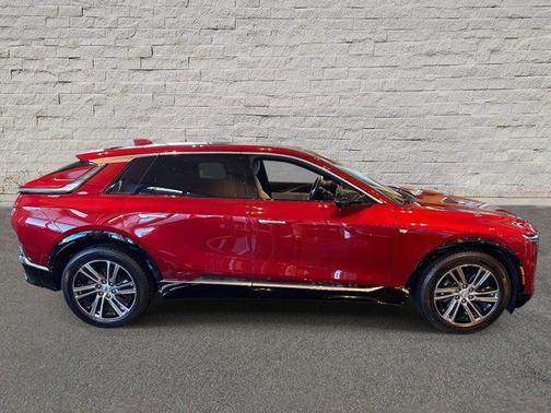 2025 Cadillac LYRIQ Luxury