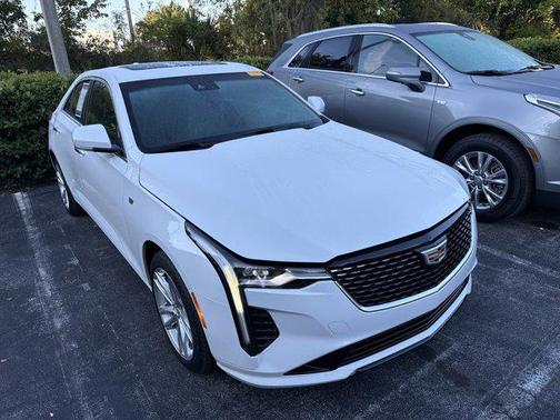 2023 Cadillac CT4 Luxury