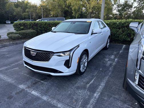 2023 Cadillac CT4 Luxury