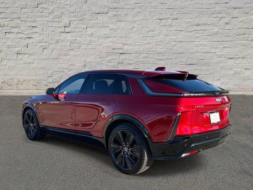 2024 Cadillac LYRIQ Sport