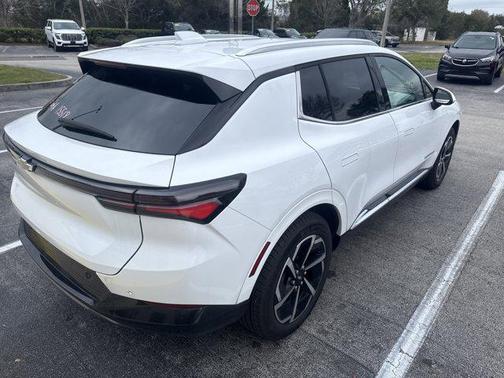 2025 Chevrolet Equinox EV LT