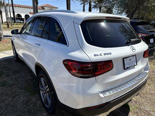 2022 Mercedes-Benz GLC 300 Base