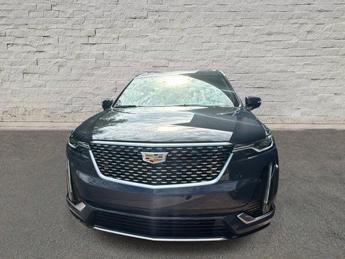 2025 Cadillac XT6 Premium Luxury FWD