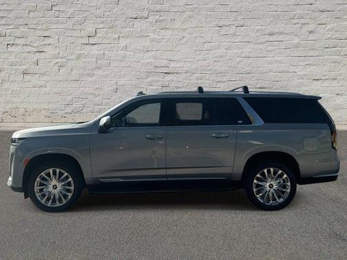2024 Cadillac Escalade ESV Premium Luxury