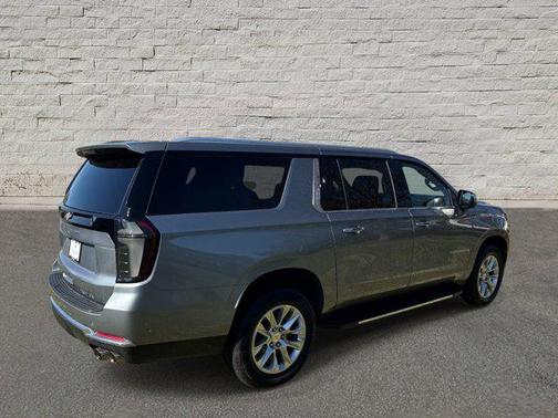 Sterling Gray Metallic 2025 Chevrolet Suburban Premier