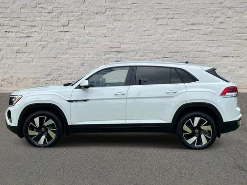 Pure White 2024 Volkswagen Atlas Cross Sport 2.0T SE w/Technology