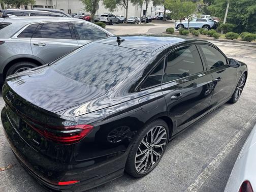 Mythos Black Metallic 2024 Audi A8 L 55 TFSI quattro Tiptronic