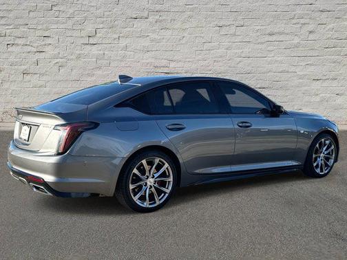2022 Cadillac CT5 Sport