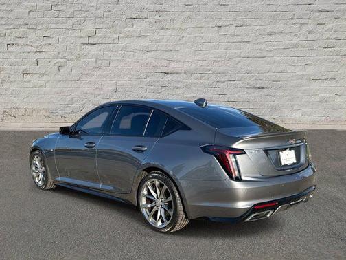2022 Cadillac CT5 Sport