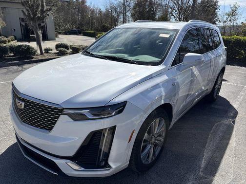 2023 Cadillac XT6 Premium Luxury FWD