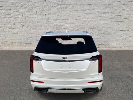 2023 Cadillac XT6 Premium Luxury FWD
