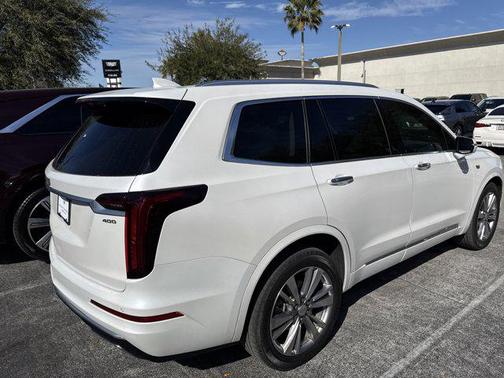 2023 Cadillac XT6 Premium Luxury FWD