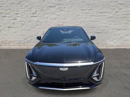 Stellar Black Metallic 2026 Cadillac LYRIQ Luxury