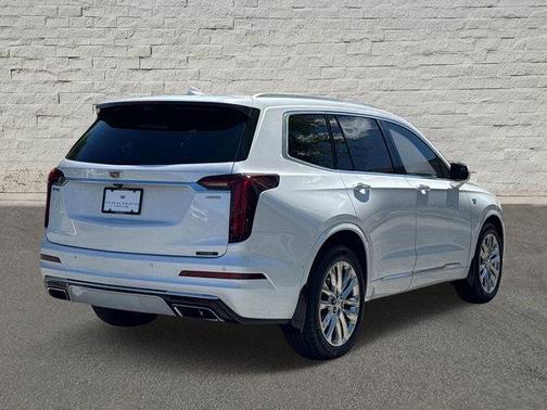 2021 Cadillac XT6 Premium Luxury FWD