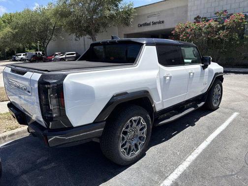 Interstellar White 2025 GMC HUMMER EV Pickup 3X