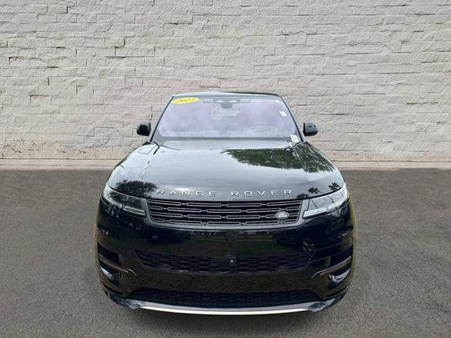 Santorini Black Metallic 2023 Land Rover Range Rover Sport SE