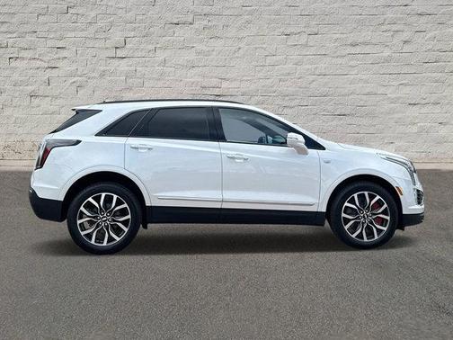 2025 Cadillac XT5 Sport