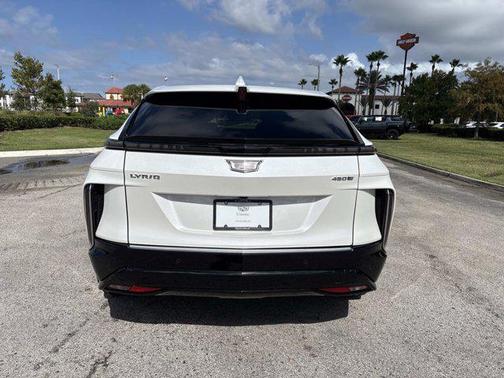 2024 Cadillac LYRIQ Luxury