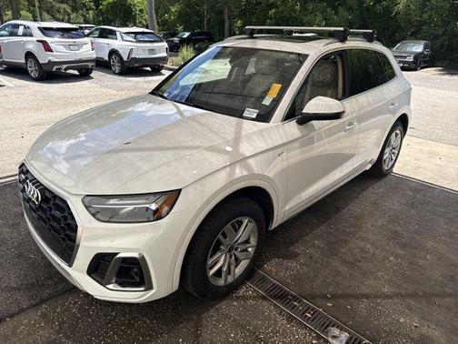 Ibis White 2022 Audi Q5 45 S line Premium