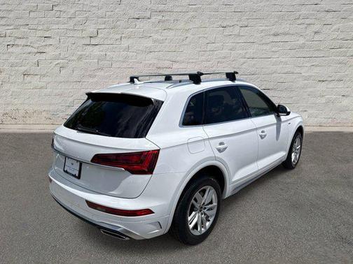 Ibis White 2022 Audi Q5 45 S line Premium