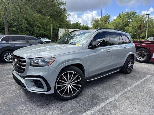 MANUFAKTUR Alpine Gray 2024 Mercedes-Benz GLS 580 4MATIC