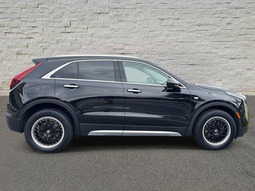 2020 Cadillac XT4 Premium Luxury