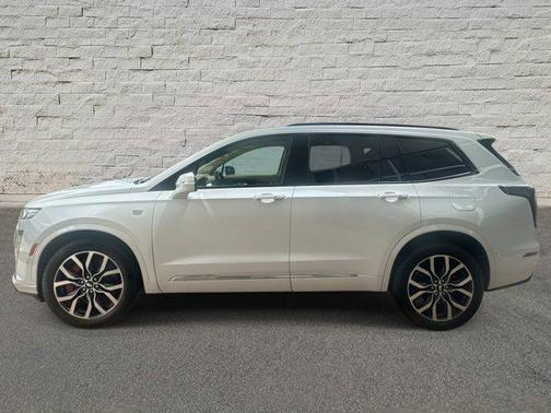 2025 Cadillac XT6 Sport AWD
