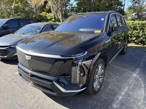 2026 Cadillac VISTIQ Luxury