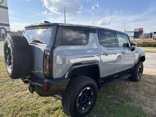 2025 GMC HUMMER EV SUV 3X