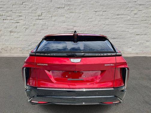 2024 Cadillac LYRIQ Luxury