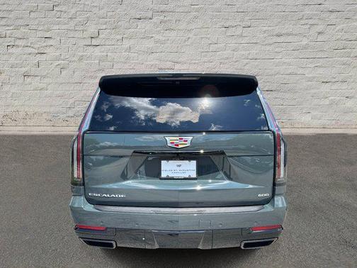 2025 Cadillac Escalade Sport