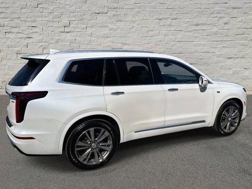 2020 Cadillac XT6 Premium Luxury FWD