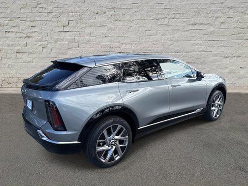 2026 Cadillac OPTIQ Premium Luxury