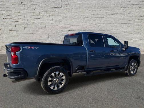 2024 Chevrolet Silverado 2500 Custom