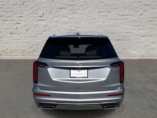 2025 Cadillac XT6 Premium Luxury FWD