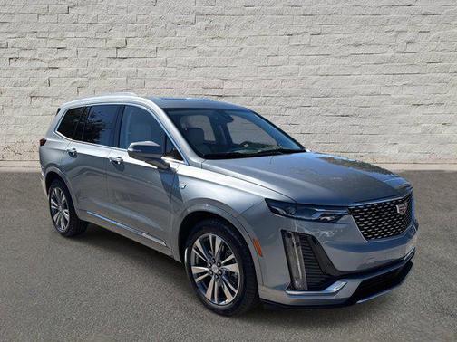 2025 Cadillac XT6 Premium Luxury FWD