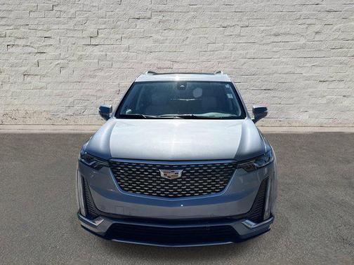 2025 Cadillac XT6 Premium Luxury FWD
