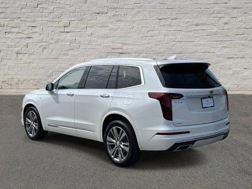 2025 Cadillac XT6 Premium Luxury AWD