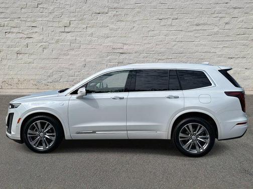 2025 Cadillac XT6 Premium Luxury AWD