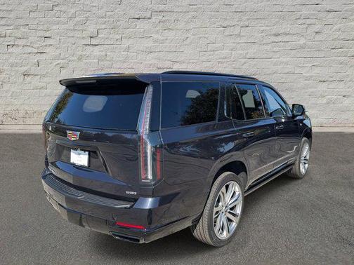 2025 Cadillac Escalade Sport