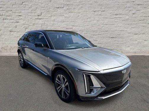 Argent Silver Metallic 2026 Cadillac LYRIQ Luxury